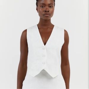 Dissh linen vest. Never worn.